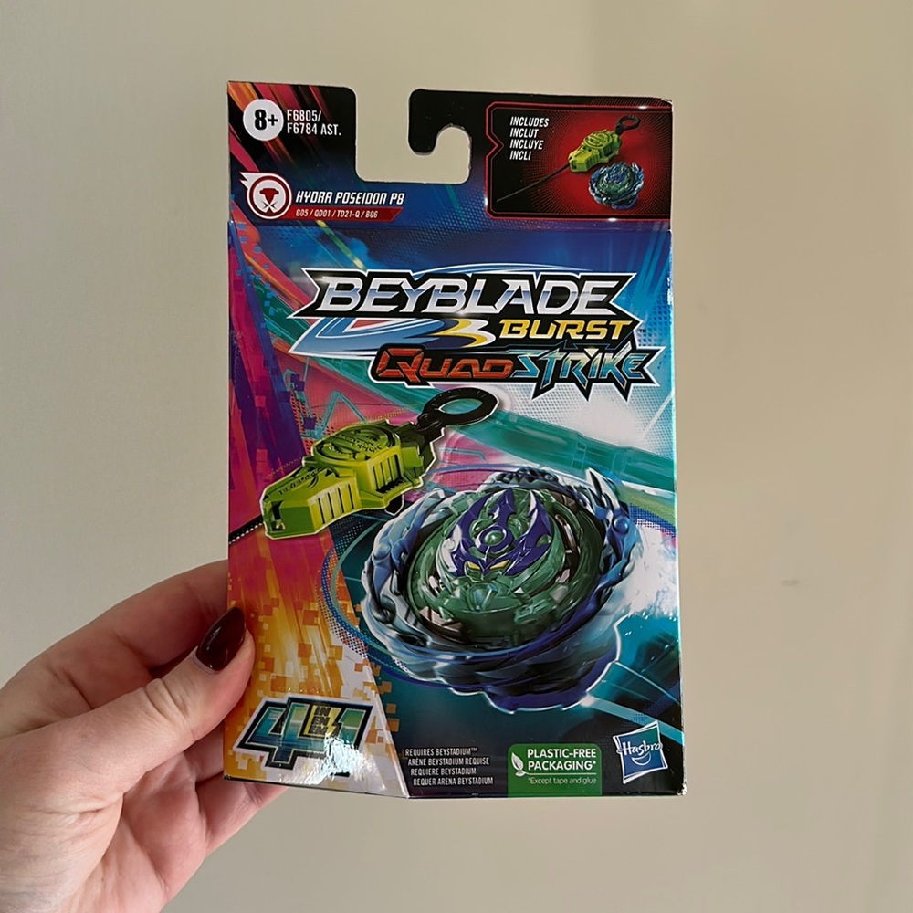 ✨NEW Beyblades Burst Quad Strike